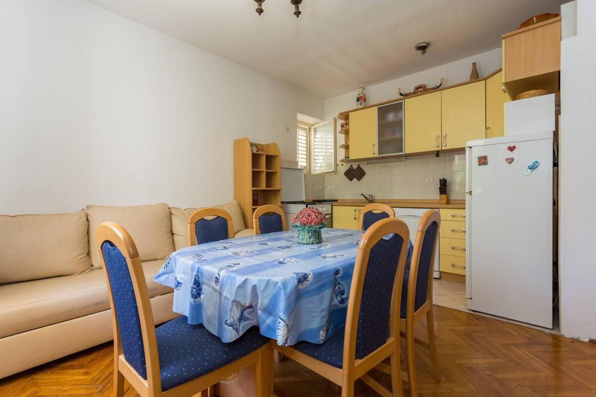 4 Bedroom With Terrace *